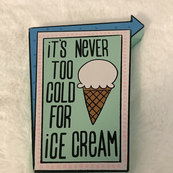 Target 2019 BP Ice Cream Party Decor - Picture 14 of 16